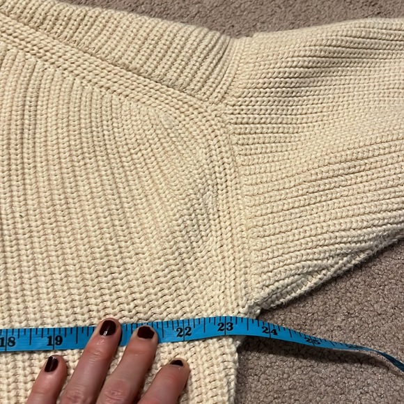 Tradlands Shelter Cardigan in Birch, size small - Picture 4 of 9